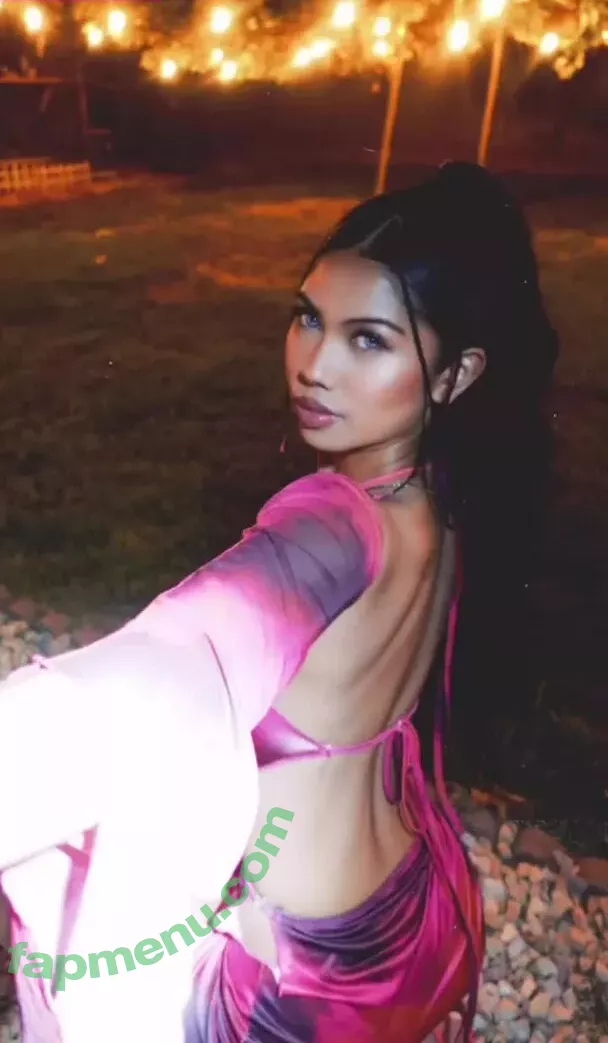 Alyanna Joelle nude photo #0401 (almost_autumn / alyanna.joelle)