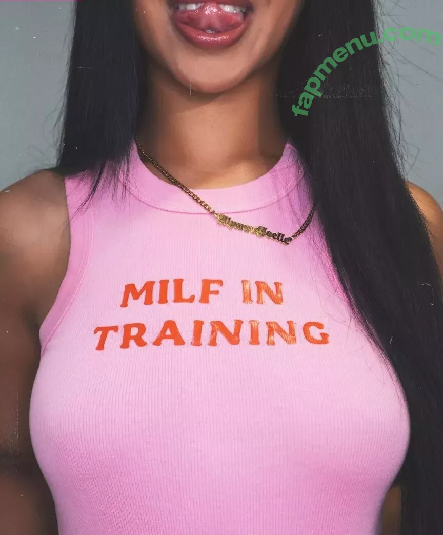 Alyanna Joelle nude photo #0402 (almost_autumn / alyanna.joelle)