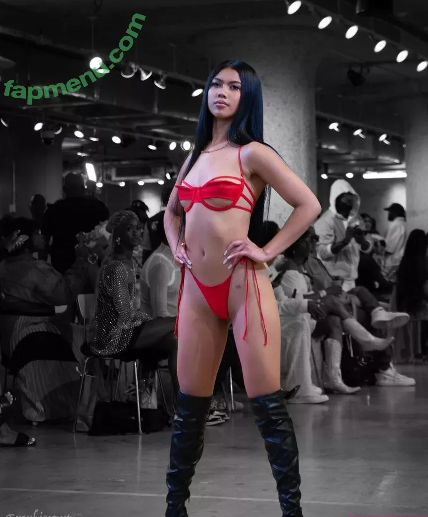 Alyanna Joelle nude photo #0451 (almost_autumn / alyanna.joelle)