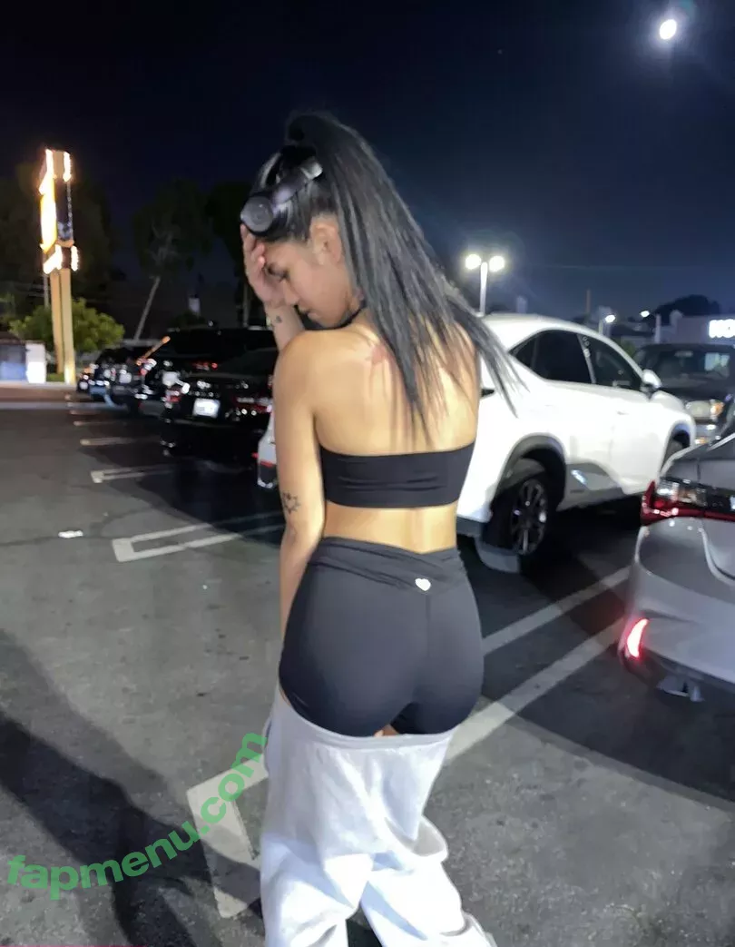 Alyanna Joelle nude photo #0456 (almost_autumn / alyanna.joelle)