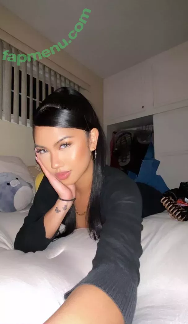 Alyanna Joelle nude photo #0457 (almost_autumn / alyanna.joelle)