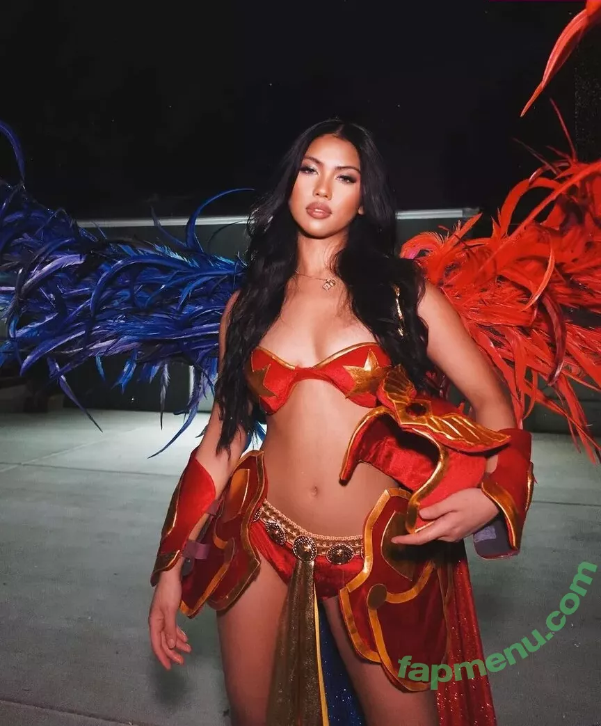 Alyanna Joelle nude photo #0464 (almost_autumn / alyanna.joelle)