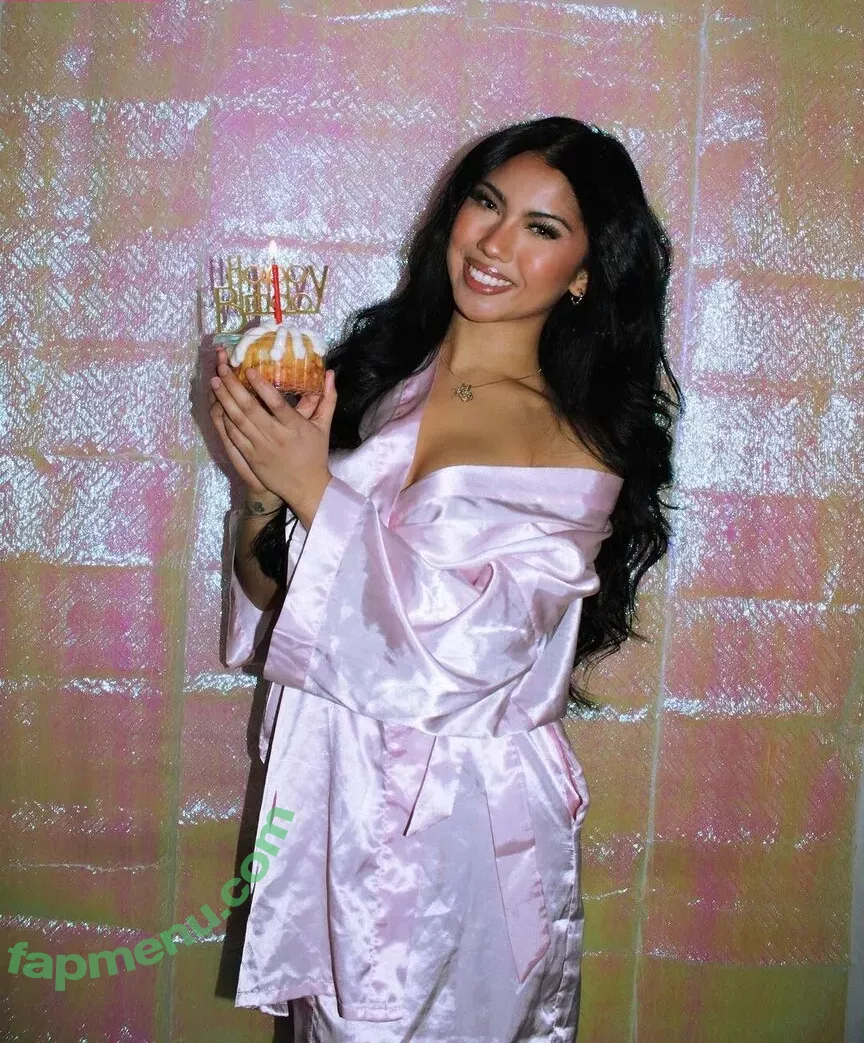 Alyanna Joelle nude photo #0526 (almost_autumn / alyanna.joelle)