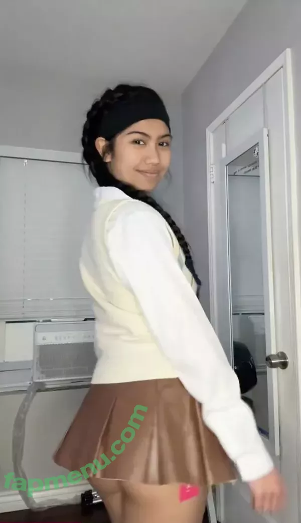 Alyanna Joelle nude photo #0541 (almost_autumn / alyanna.joelle)