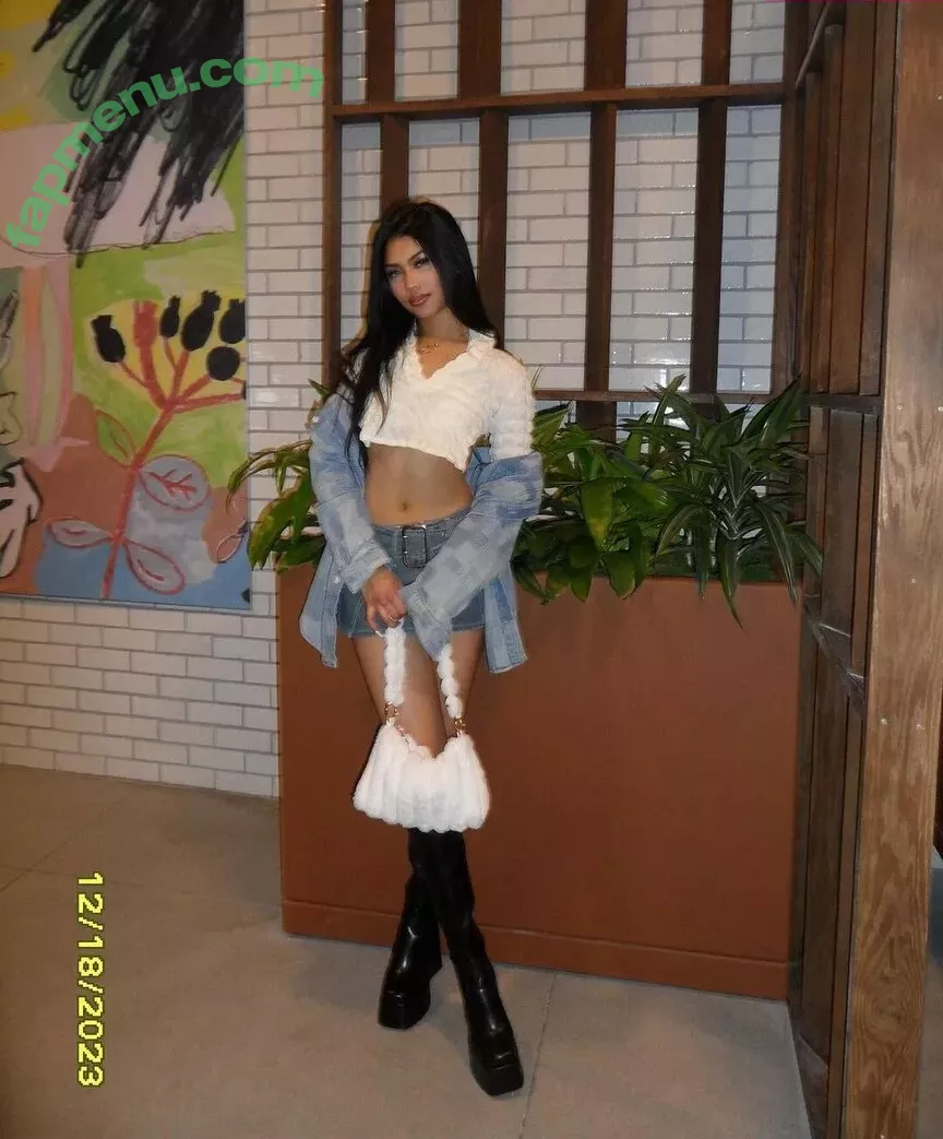 Alyanna Joelle nude photo #0544 (almost_autumn / alyanna.joelle)