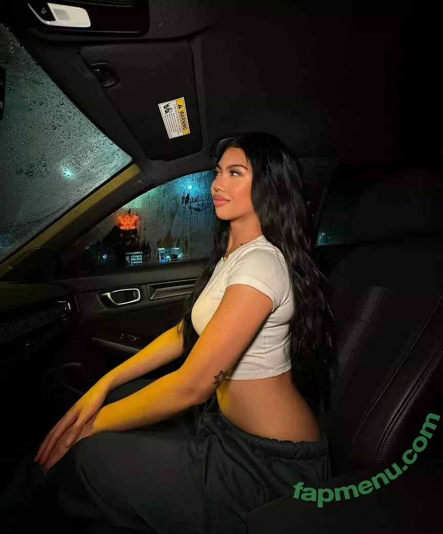 Alyanna Joelle nude photo #0547 (almost_autumn / alyanna.joelle)