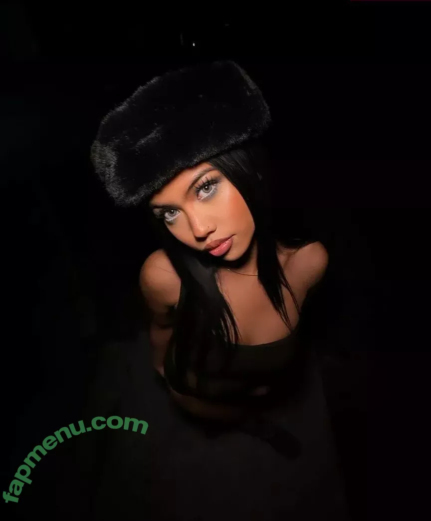 Alyanna Joelle nude photo #0553 (almost_autumn / alyanna.joelle)