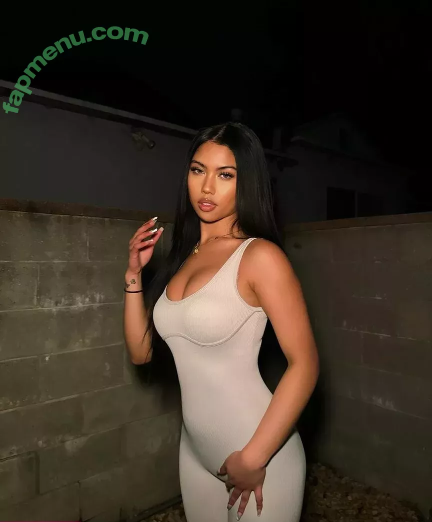 Alyanna Joelle nude photo #0566 (almost_autumn / alyanna.joelle)