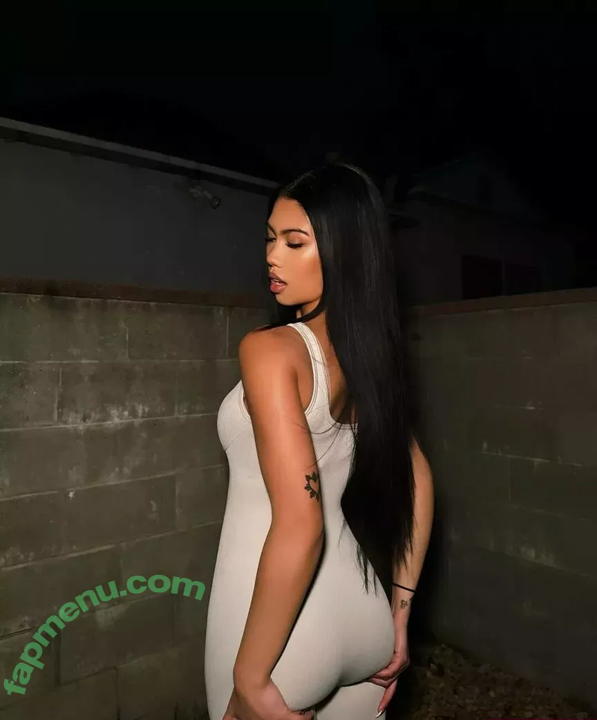 Alyanna Joelle nude photo #0567 (almost_autumn / alyanna.joelle)