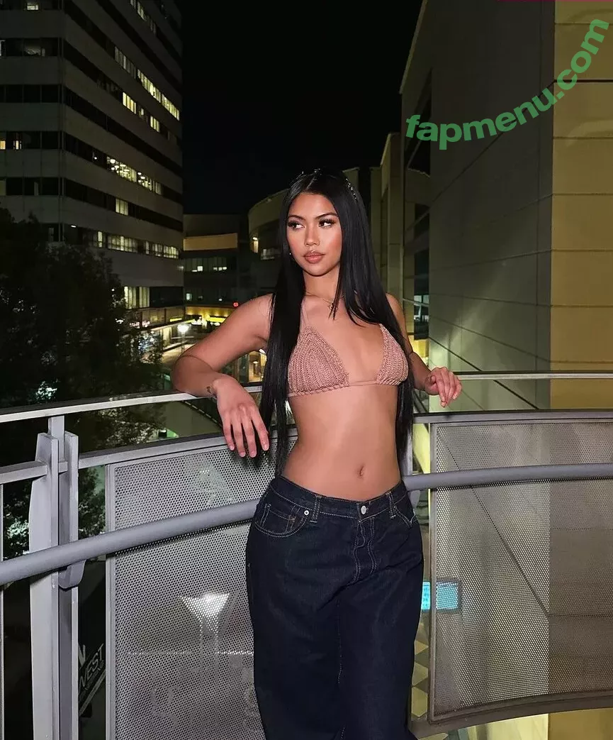 Alyanna Joelle nude photo #0576 (almost_autumn / alyanna.joelle)