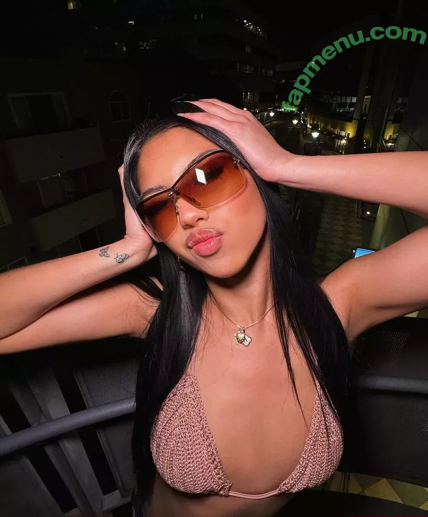 Alyanna Joelle nude photo #0579 (almost_autumn / alyanna.joelle)