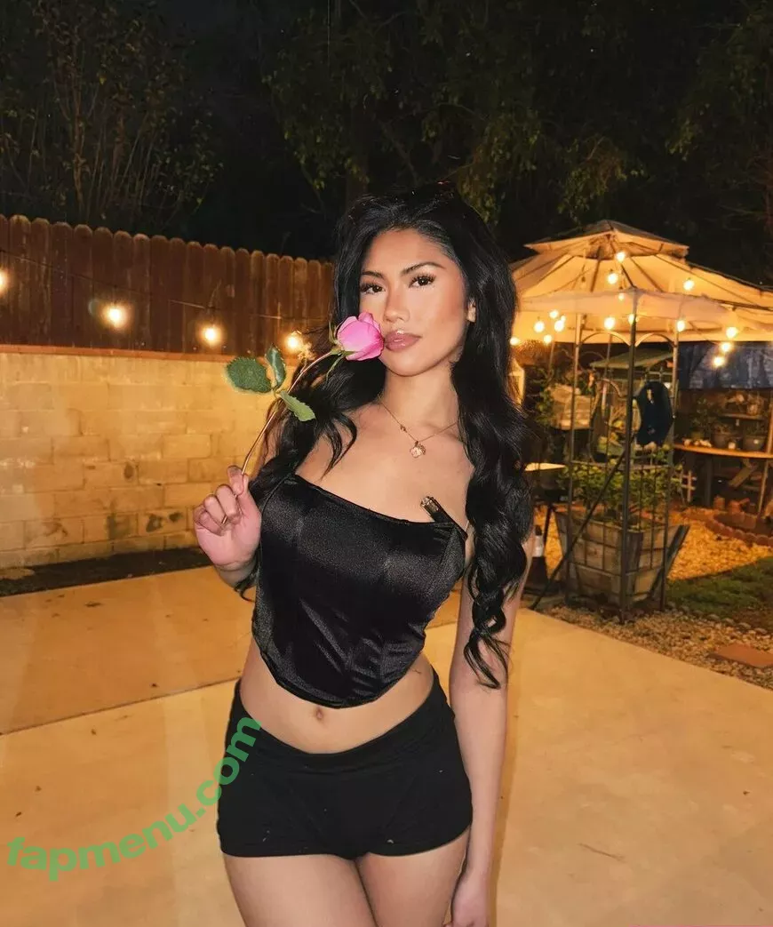 Alyanna Joelle nude photo #0628 (almost_autumn / alyanna.joelle)