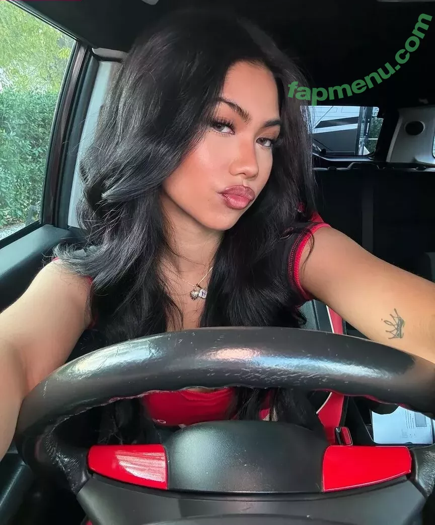 Alyanna Joelle nude photo #0663 (almost_autumn / alyanna.joelle)