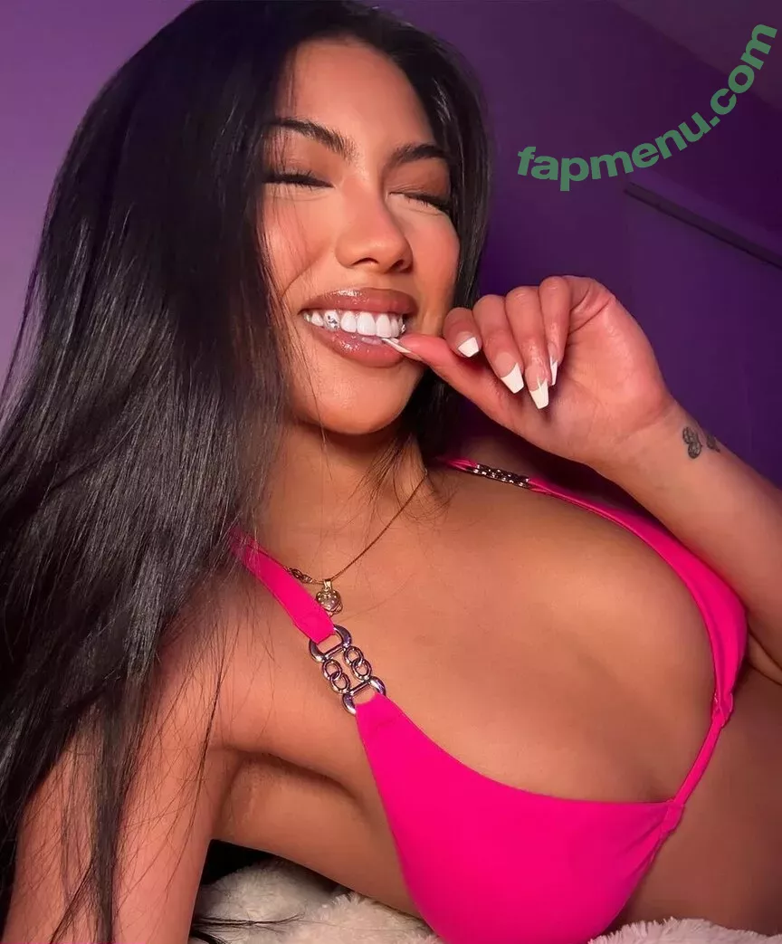 Alyanna Joelle nude photo #0672 (almost_autumn / alyanna.joelle)