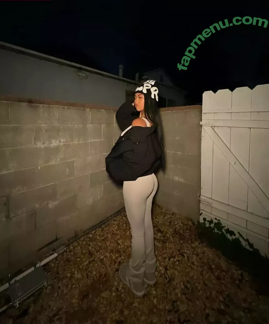 Alyanna Joelle nude photo #0678 (almost_autumn / alyanna.joelle)