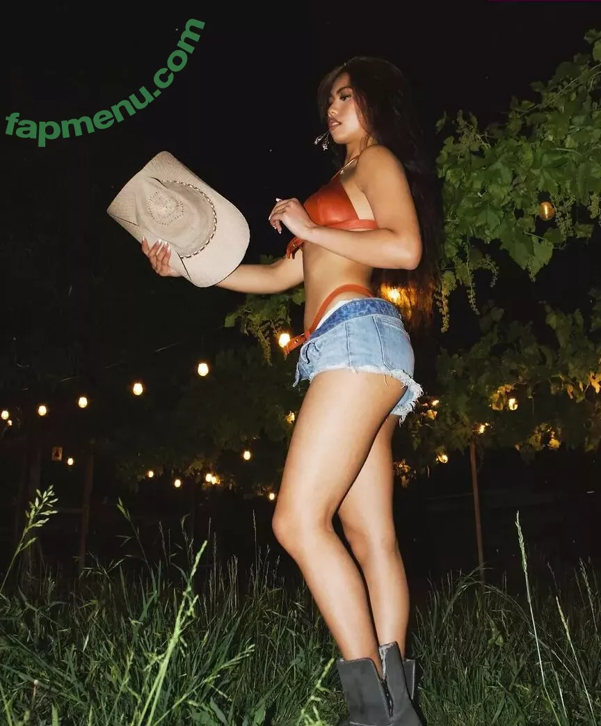 Alyanna Joelle nude photo #0750 (almost_autumn / alyanna.joelle)