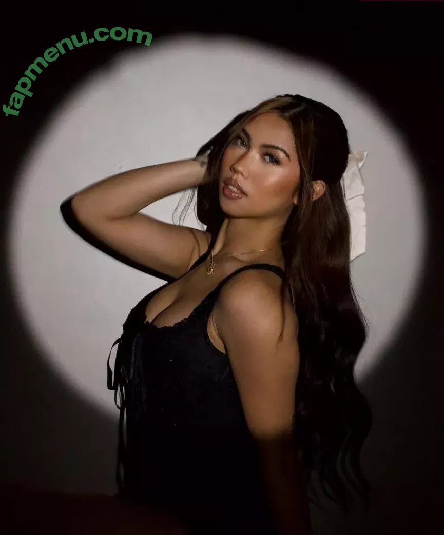 Alyanna Joelle nude photo #0777 (almost_autumn / alyanna.joelle)