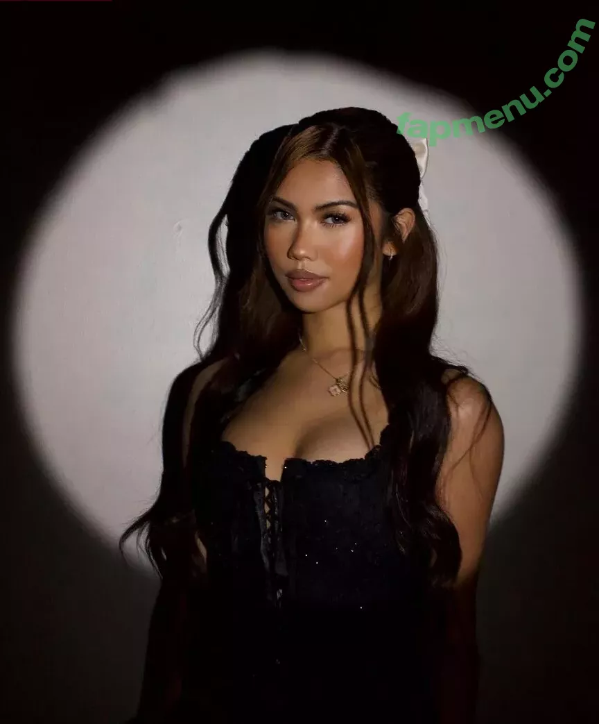 Alyanna Joelle nude photo #0781 (almost_autumn / alyanna.joelle)