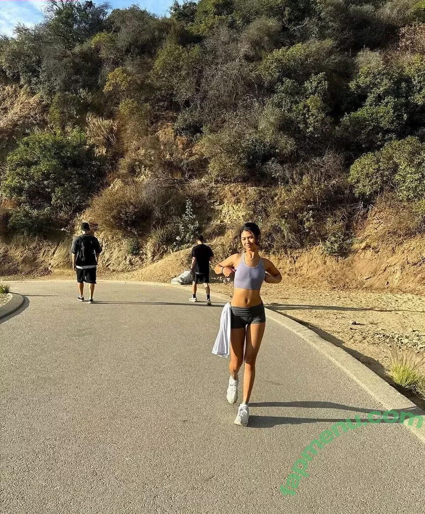 Alyanna Joelle nude photo #0860 (almost_autumn / alyanna.joelle)