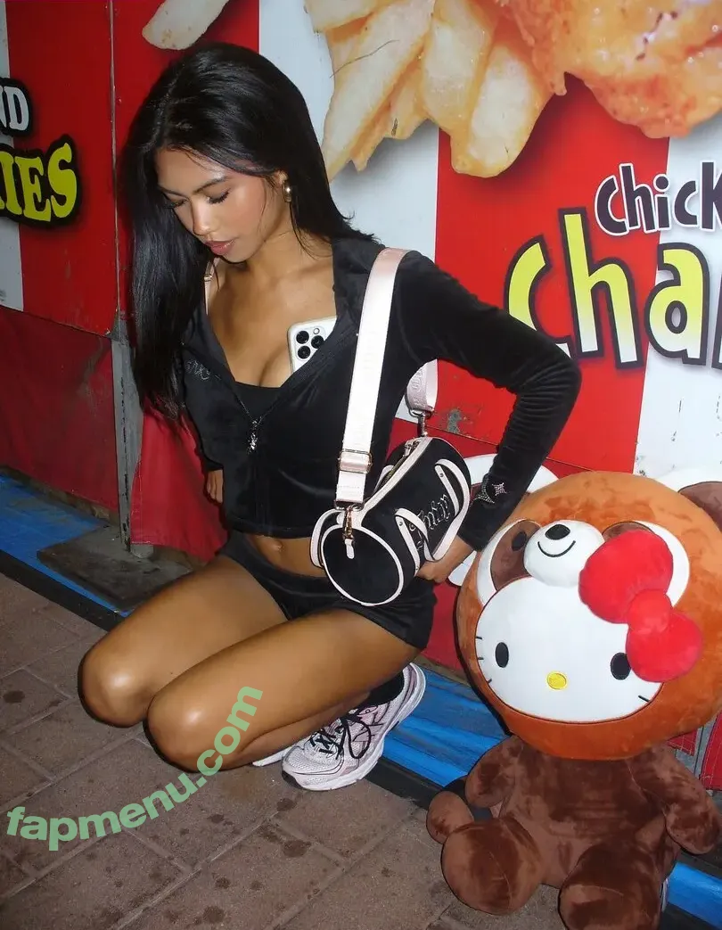 Alyanna Joelle nude photo #1039 (almost_autumn / alyanna.joelle)