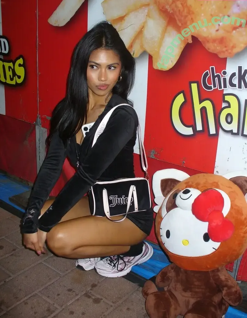 Alyanna Joelle nude photo #1040 (almost_autumn / alyanna.joelle)