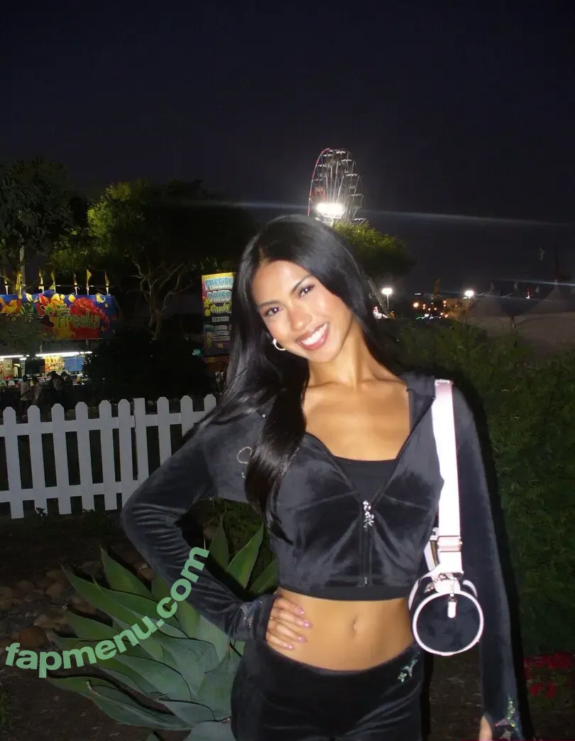 Alyanna Joelle nude photo #1045 (almost_autumn / alyanna.joelle)