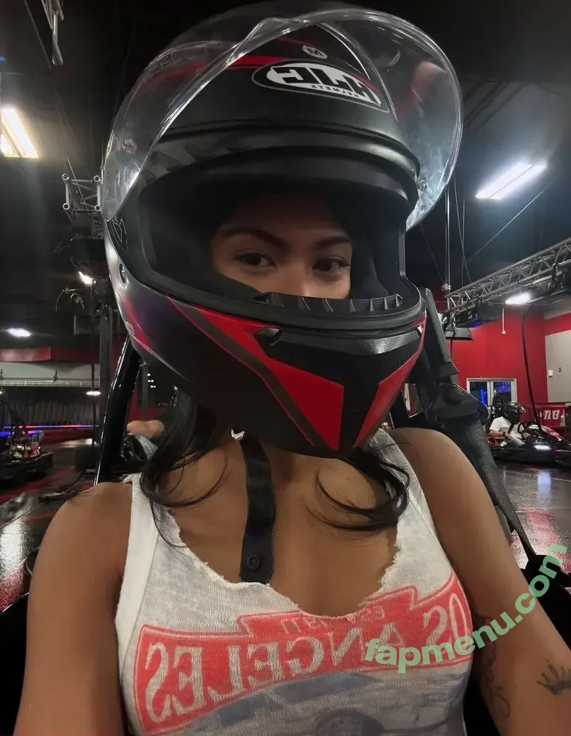 Alyanna Joelle nude photo #1062 (almost_autumn / alyanna.joelle)