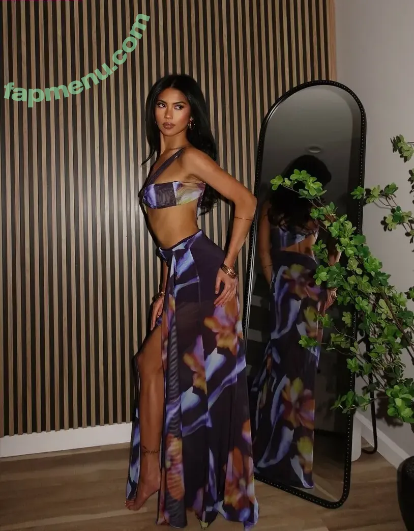 Alyanna Joelle nude photo #1090 (almost_autumn / alyanna.joelle)