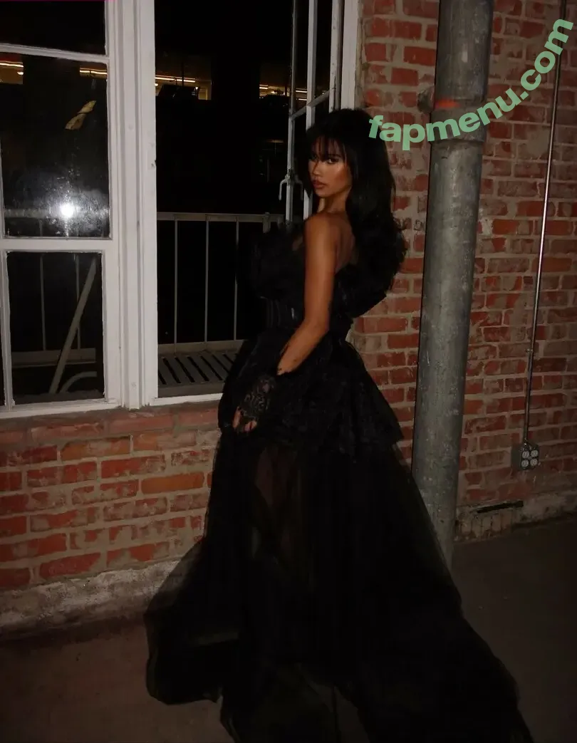 Alyanna Joelle nude photo #1104 (almost_autumn / alyanna.joelle)