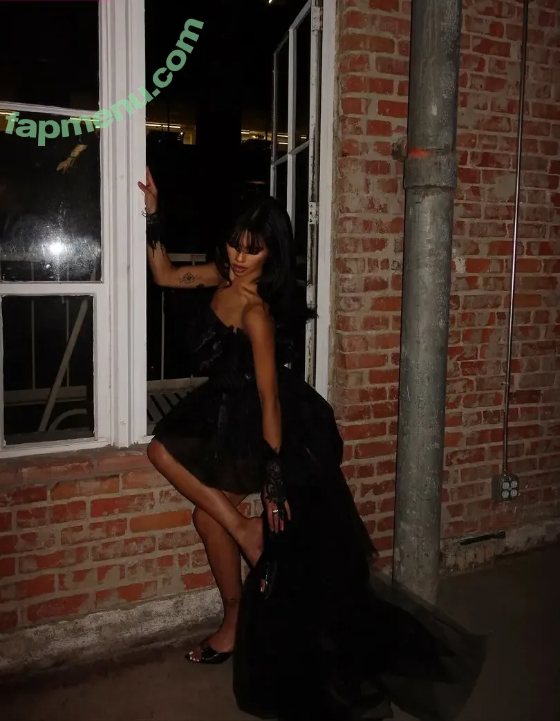 Alyanna Joelle nude photo #1109 (almost_autumn / alyanna.joelle)