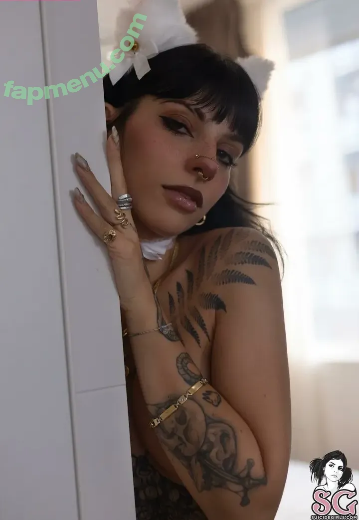 Alyblackkk nude photo #0100 (Alyblackkk)