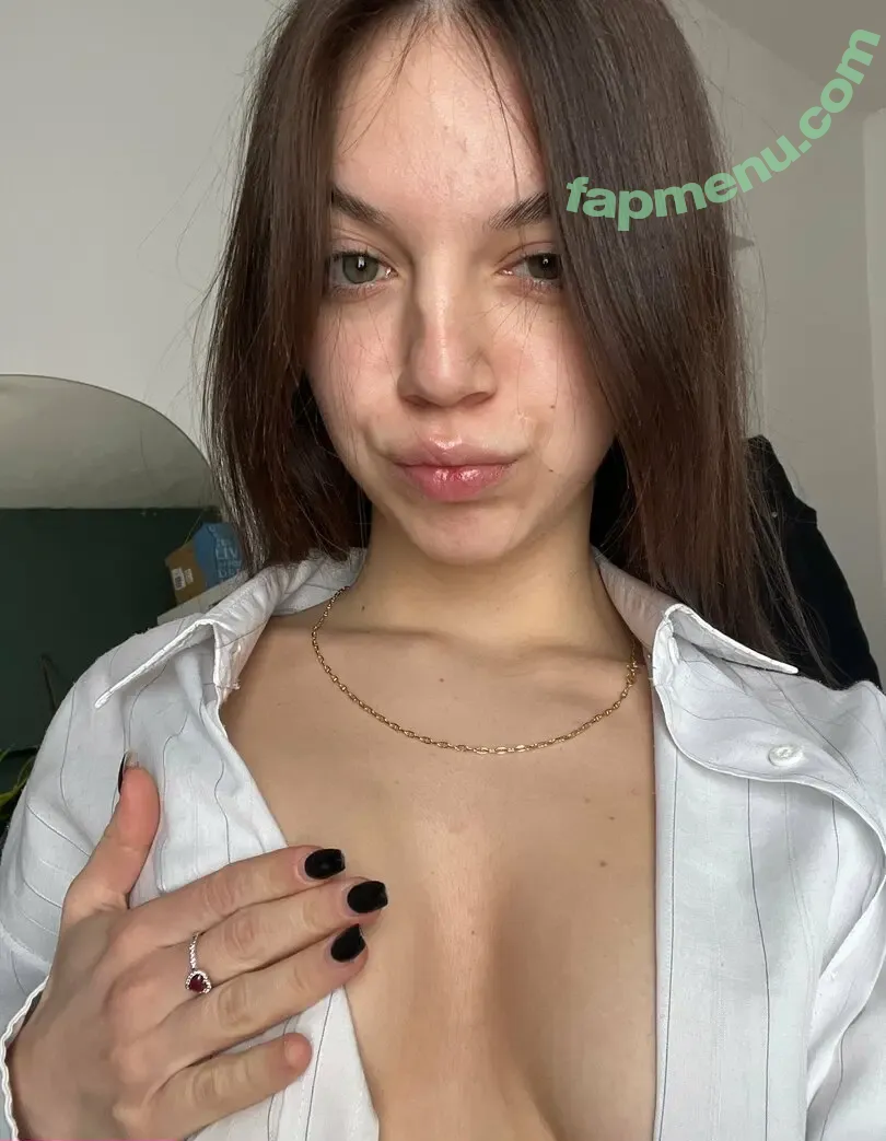 alyce_rimaa nude photo #0044 (alyce_the_stray)
