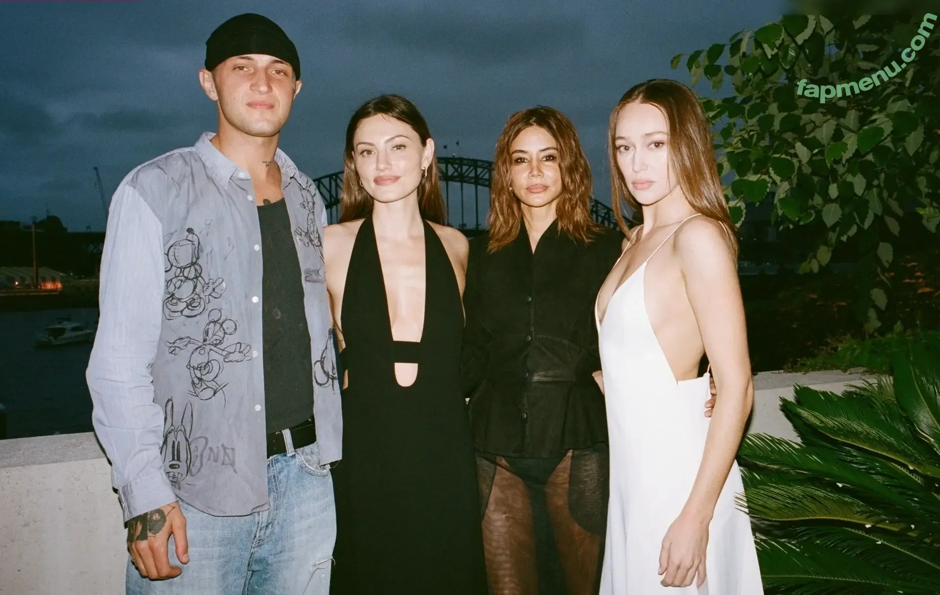 Alycia Debnam Carey nude photo #1232 (DebnamCarey / alyciajasmin)