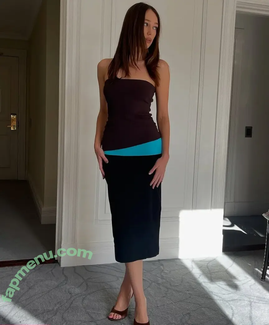 Alycia Debnam Carey nude photo #1261 (DebnamCarey / alyciajasmin)