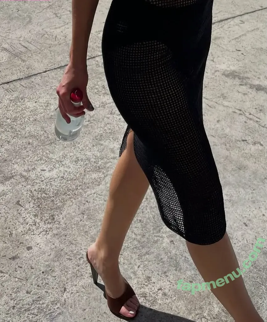 Alycia Debnam Carey nude photo #1262 (DebnamCarey / alyciajasmin)