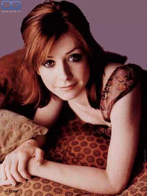 Alyson Hannigan / alysonhannigan / u64276282 nude photo #0073