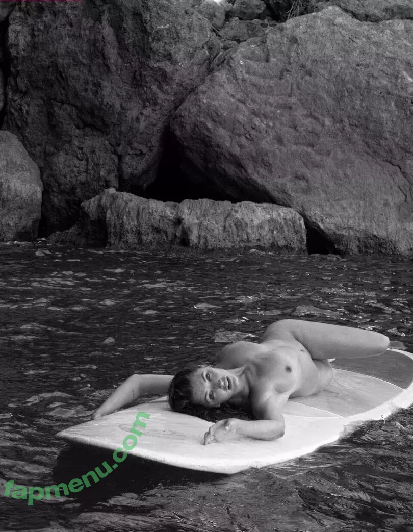 Alyssa Arce nude photo #0282 (alina770 / miss_alyssaarce / missalyssaarce)