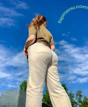  nude photo #0004