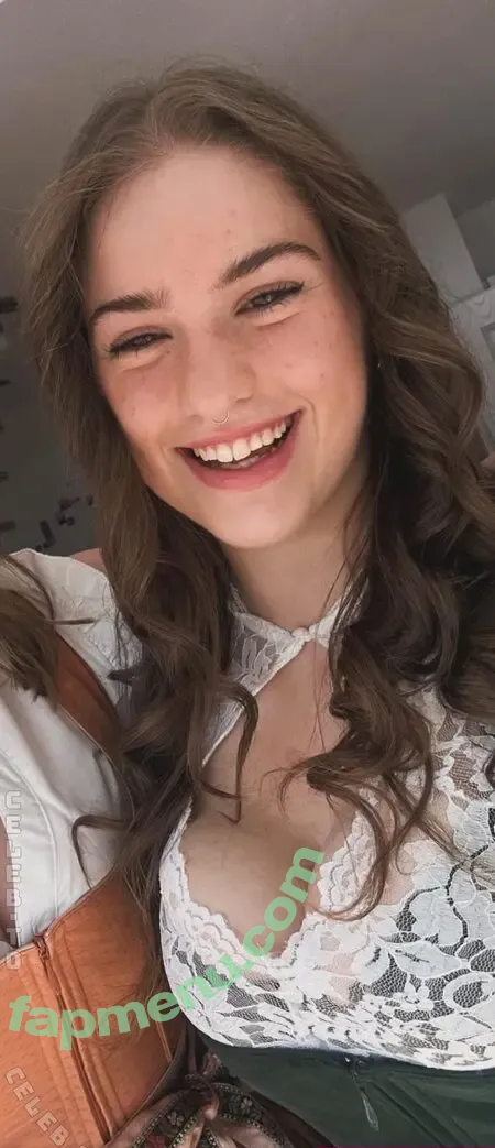 Alyssa Baum nude photo #0036 (alyssabaum)