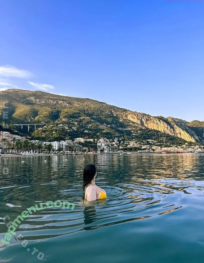 Alyssa Baum nude photo #0041 (alyssabaum)