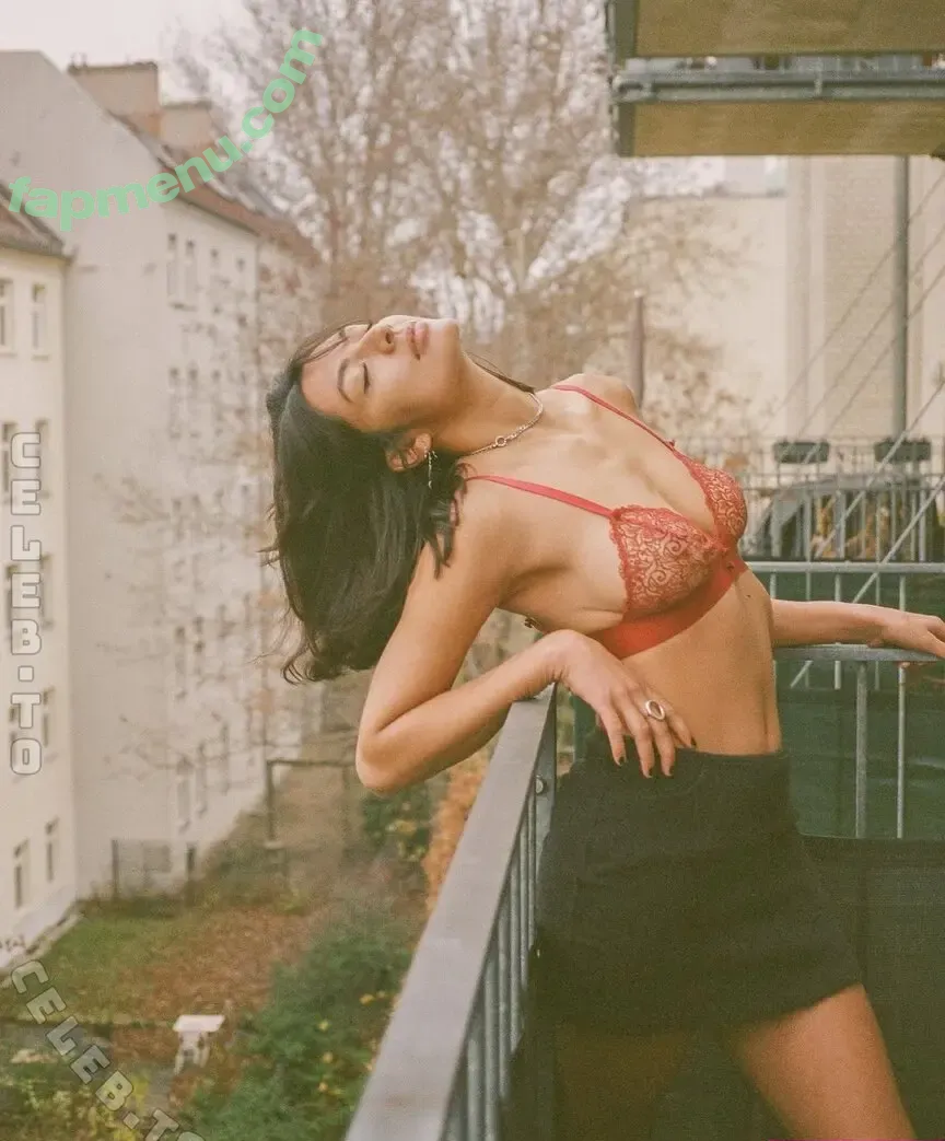 Alyssa Cordes nude photo #0023 (alyssa_cor / alyssa_gia_music)