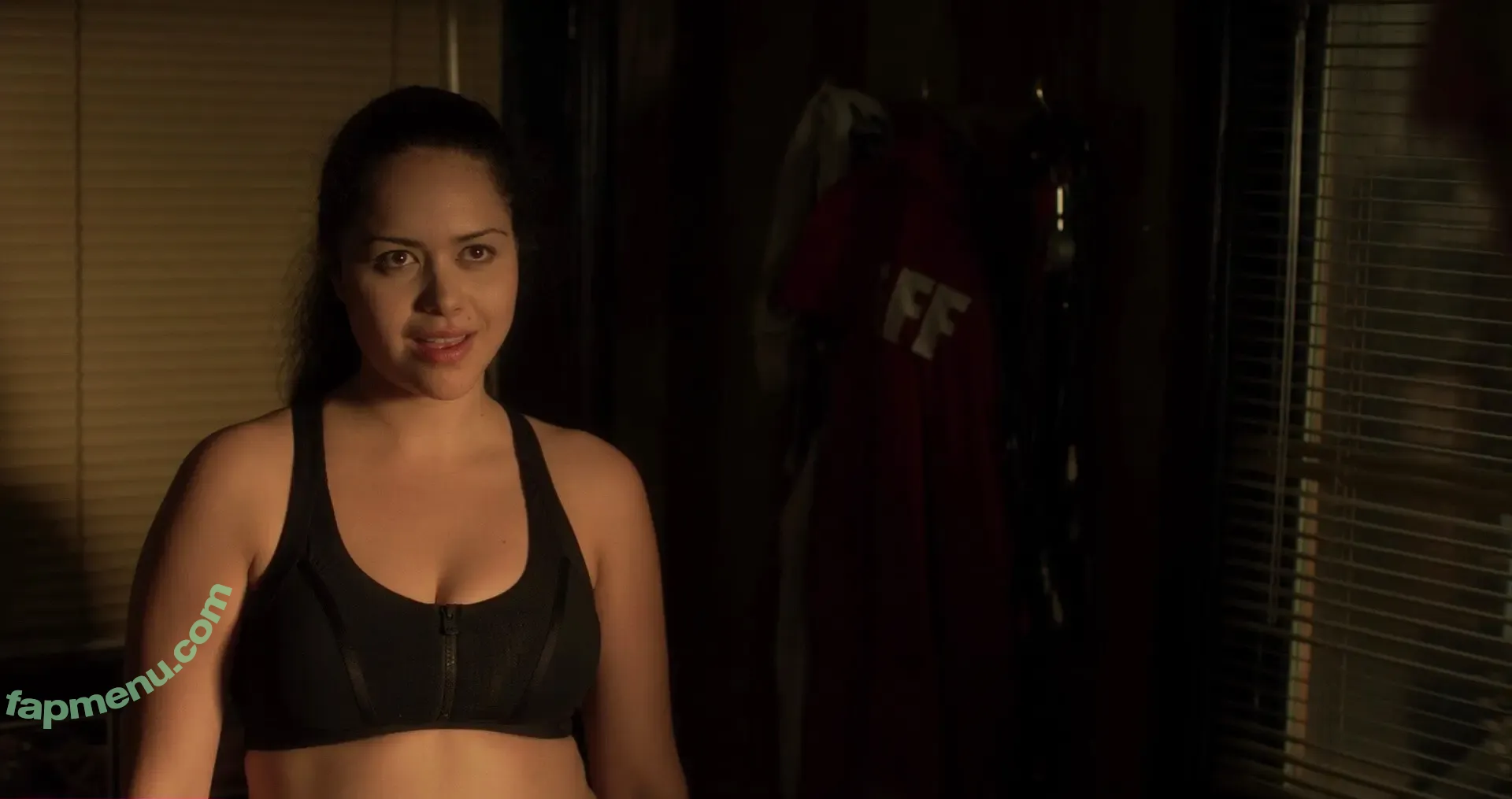 Alyssa Diaz nude photo #0025 (alydiaz)