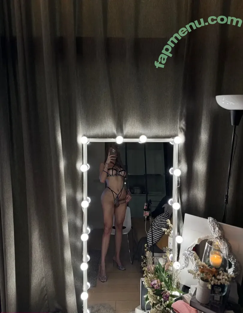 Alyssa Fernandez nude photo #0001 (AlyssaDaks / tsalyssafernandez)
