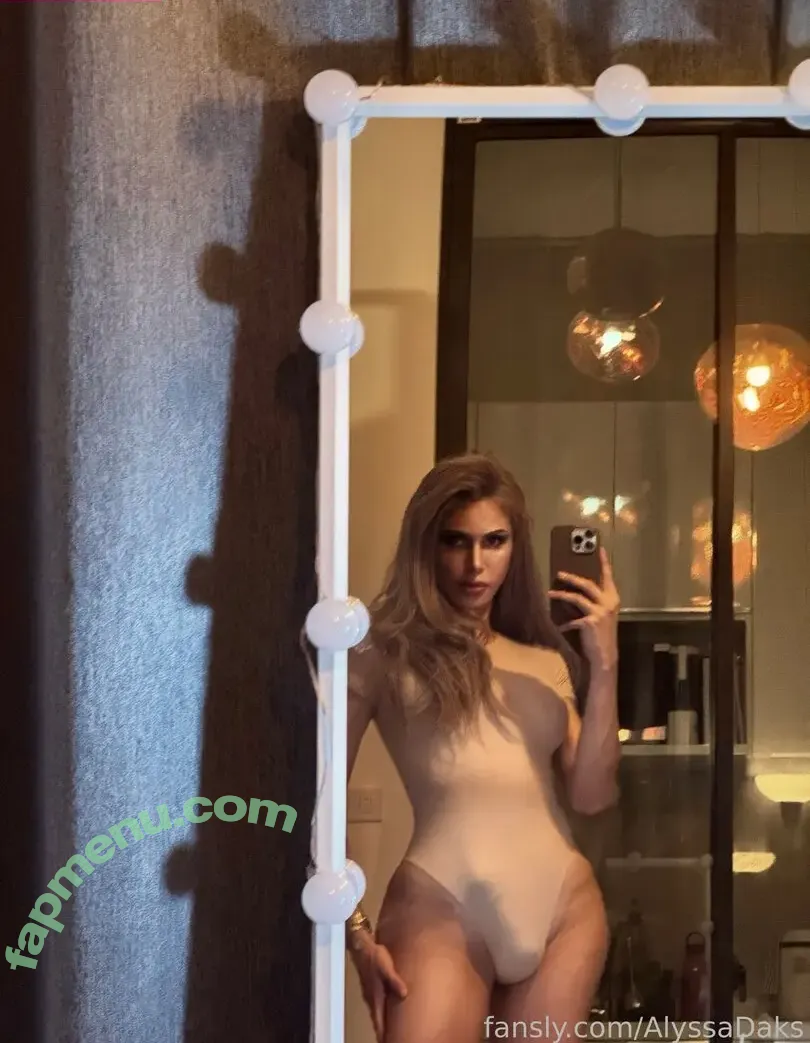 Alyssa Fernandez nude photo #0008 (AlyssaDaks / tsalyssafernandez)