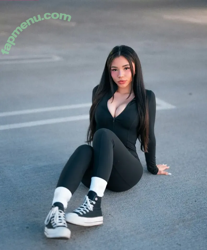 Alyssa Griffith nude photo #0001 (alyssagriffith_)