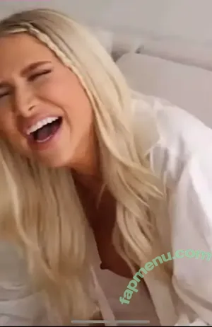  nude photo #0002
