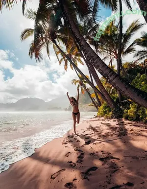 Alyssa Lynch / alyssalynch nude photo #0502