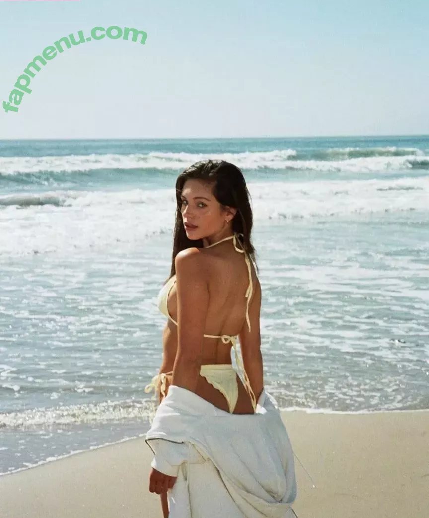 Alyssa Lynch nude photo #0058 (alyssalynch)