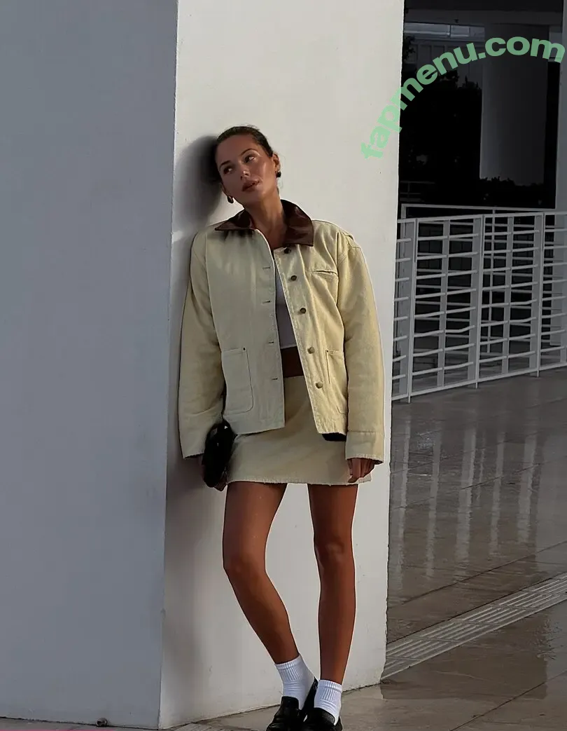 Alyssa Lynch nude photo #0441 (alyssalynch)