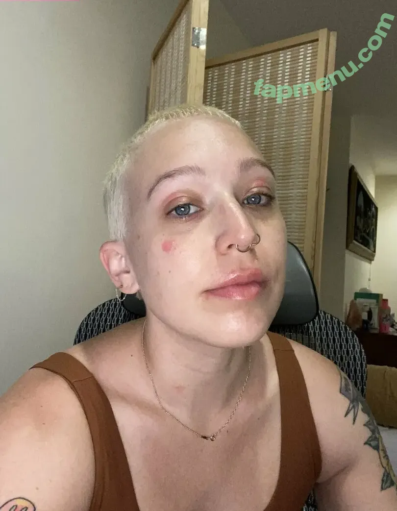 Alyssa Mercante nude photo #0025 (alyssa_merc / alyssamerk)